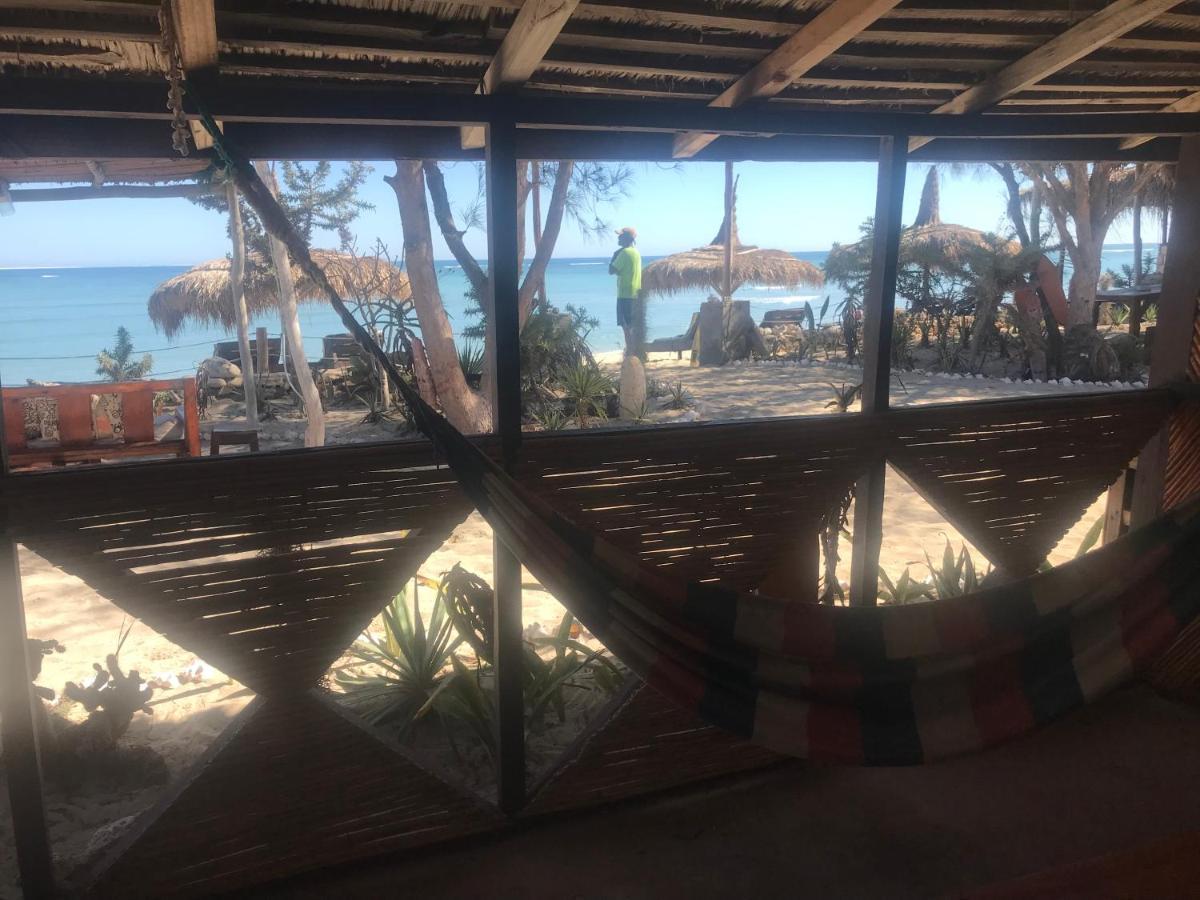 Mada Surf Ranch Hotell Anakao Eksteriør bilde