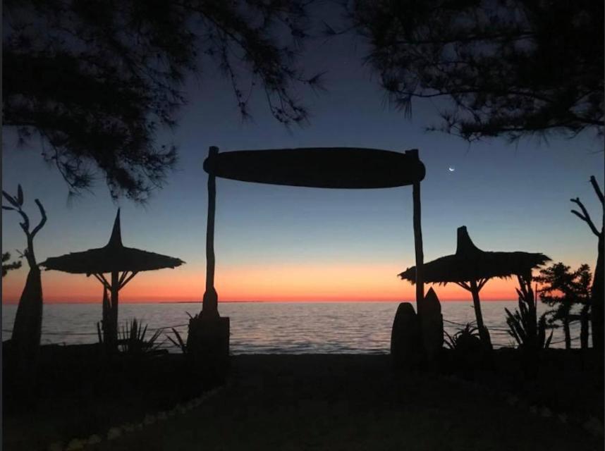 Mada Surf Ranch Hotell Anakao Eksteriør bilde